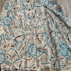 Ann Taylor LOFT Skirt - Silk, Beautiful Sequence Floral & Lined - 12